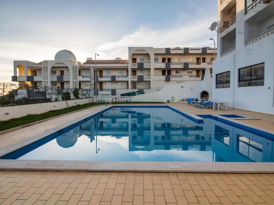 Central Apartment - Pool And Sea View & Albufeira Center Exteriér fotografie